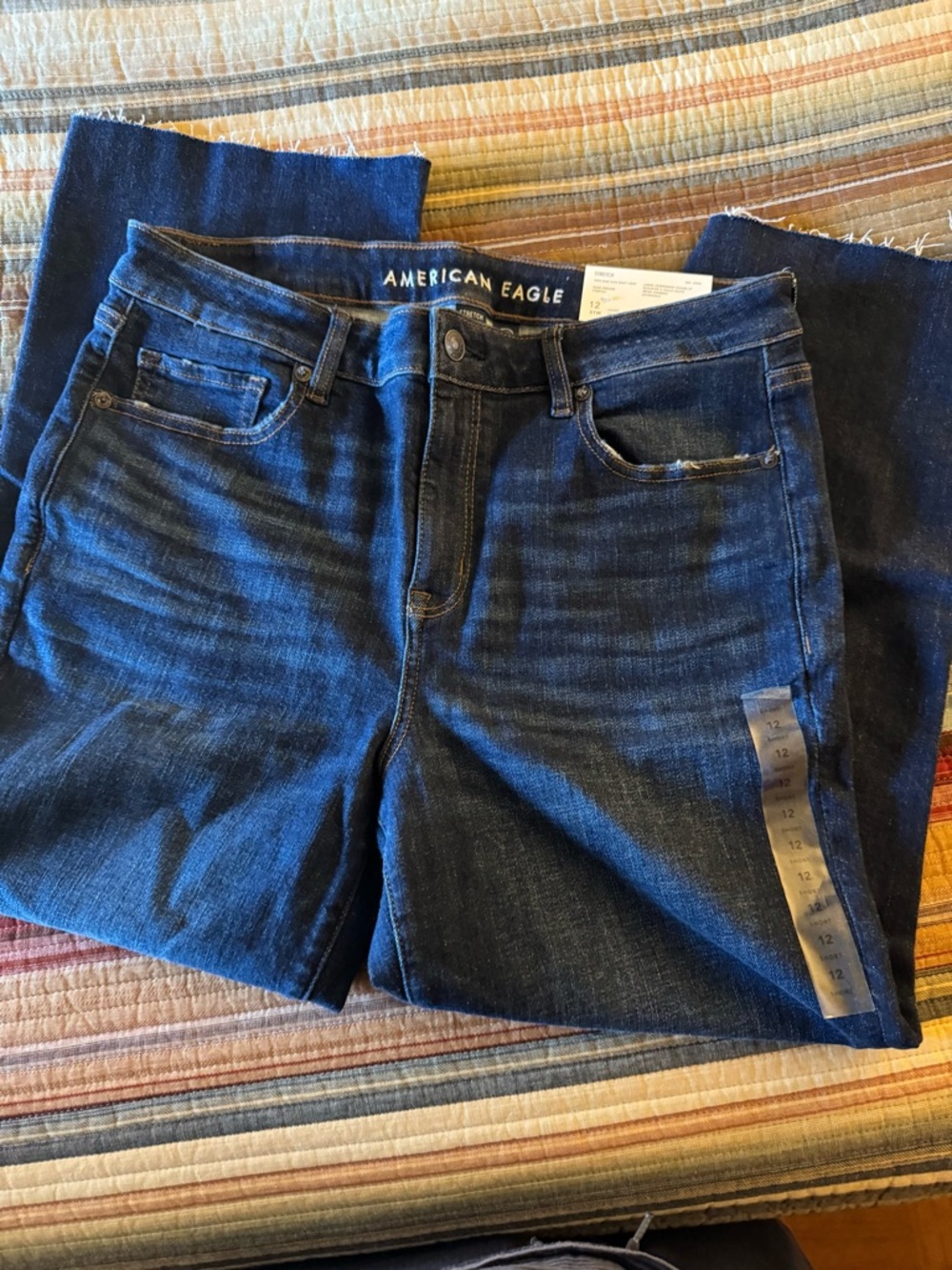 American Eagle Outfitters High-Rise Kick Boot Crop Dark Blue Stretch Jeans - Picture 2 of 3